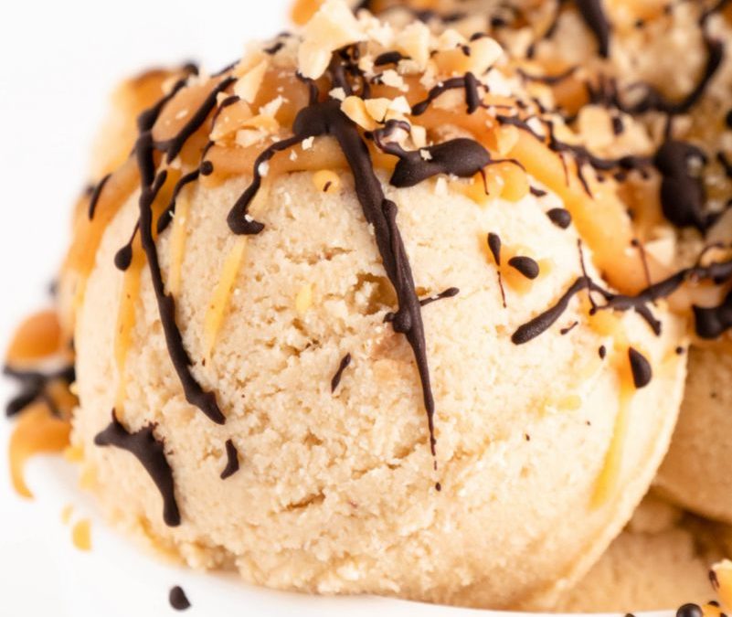 Keto Erdnussbutter Eis