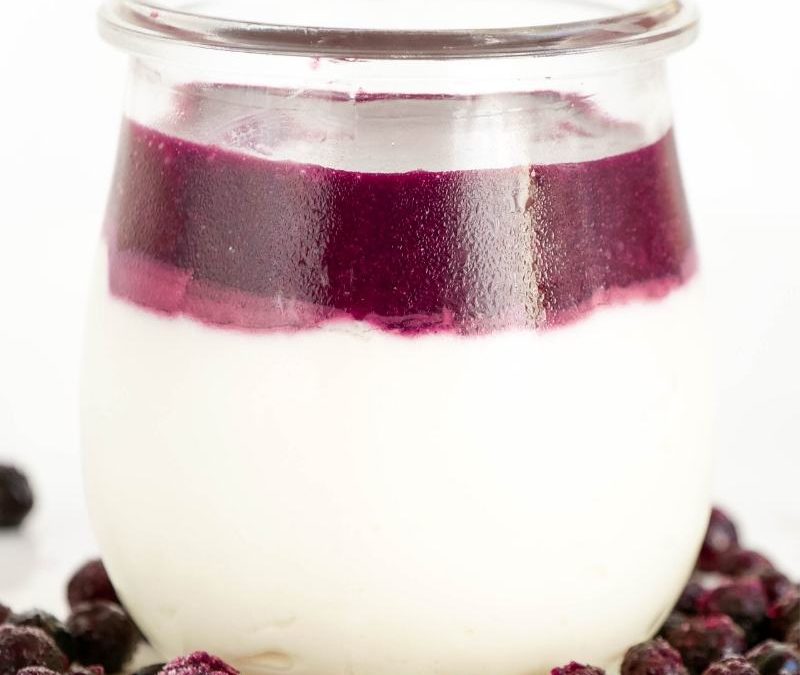 Keto Blaubeer Cheesecake im Glas
