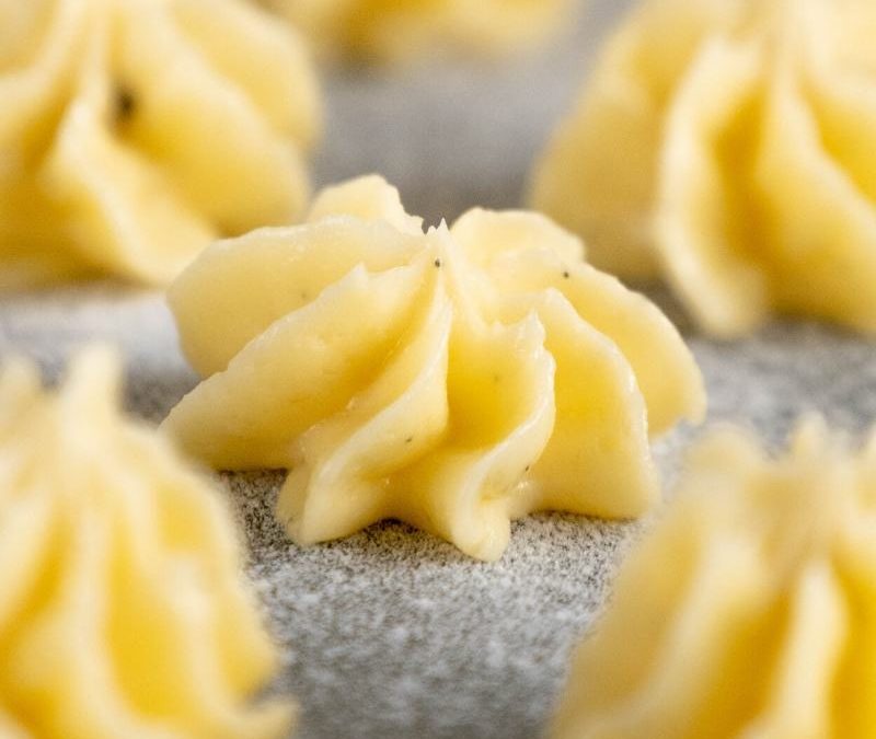 Keto Buttercreme Fat Bombs