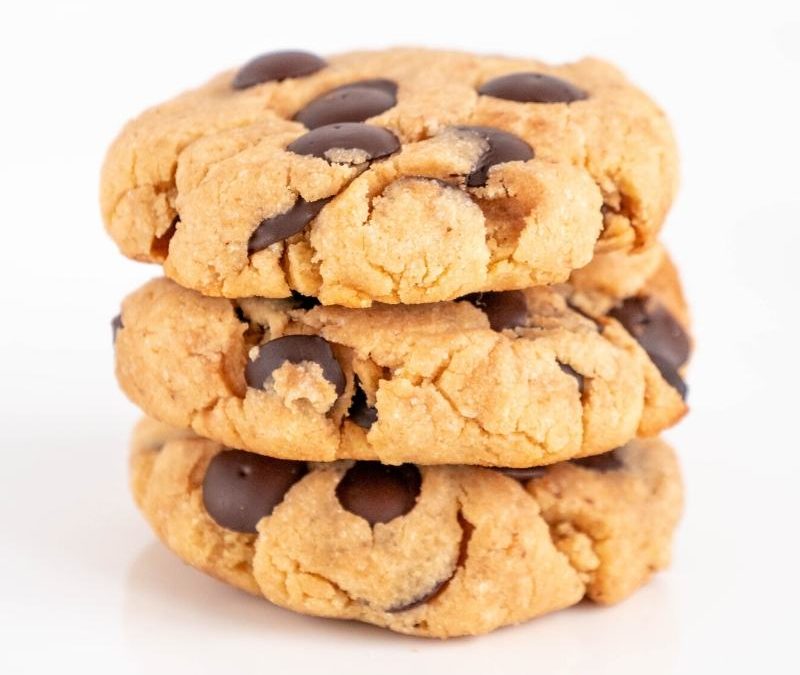 Weiche Keto Chocolate Chip Cookies
