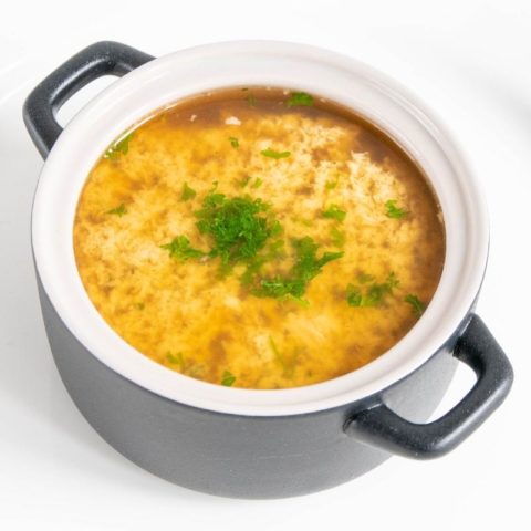 Keto “Stracciatella” Suppe (Italienische Eiersuppe)