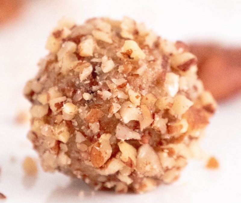 Keto Pekannuss Karamell Fat Bombs