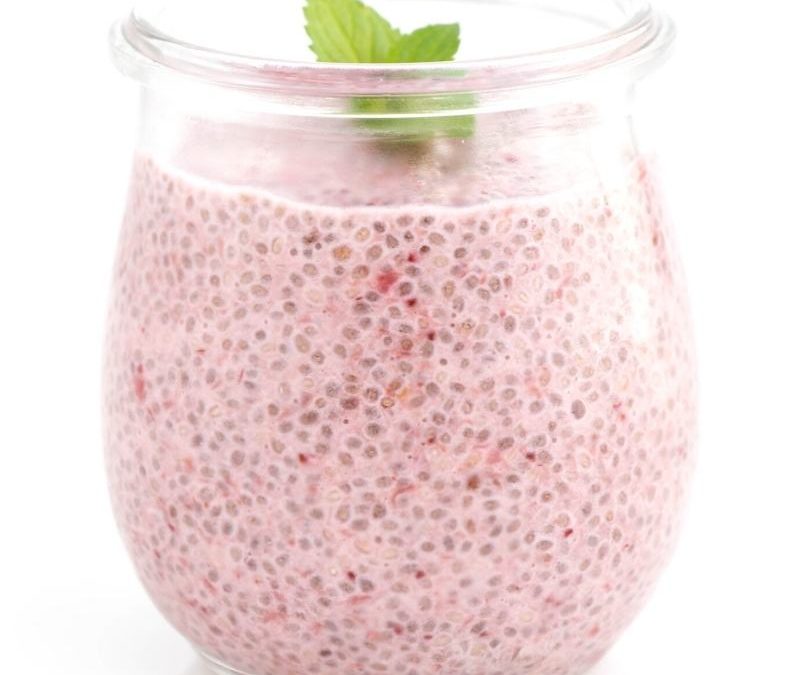 Keto Erdbeer Chia Pudding
