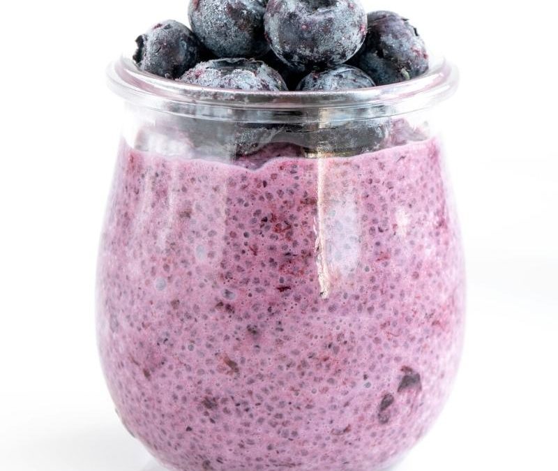 Keto Blaubeer Chia Pudding