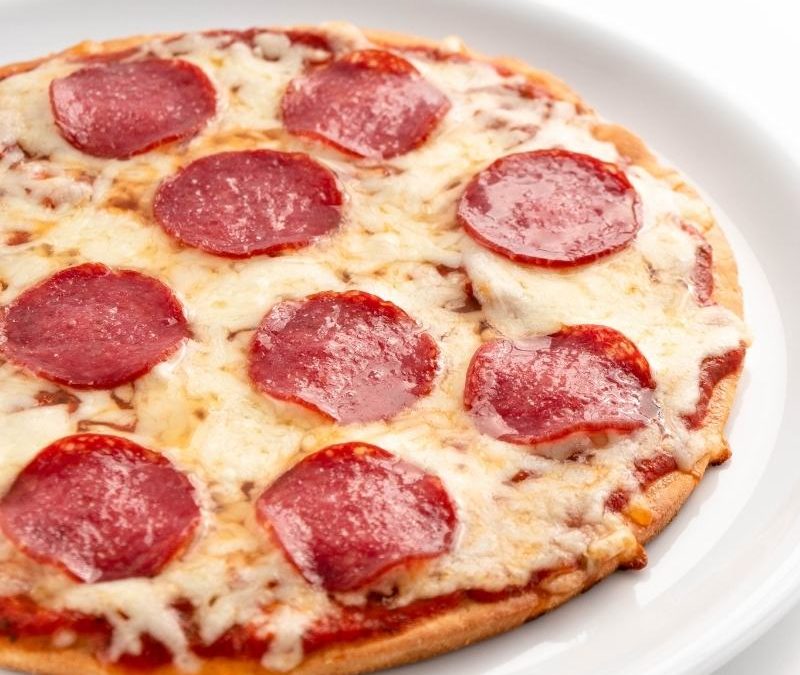 Keto Salami Pizza