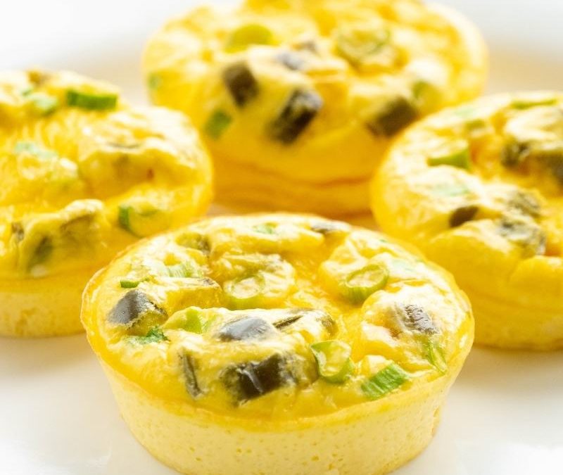 Keto Jalapeño Ei-Muffins mit Käse