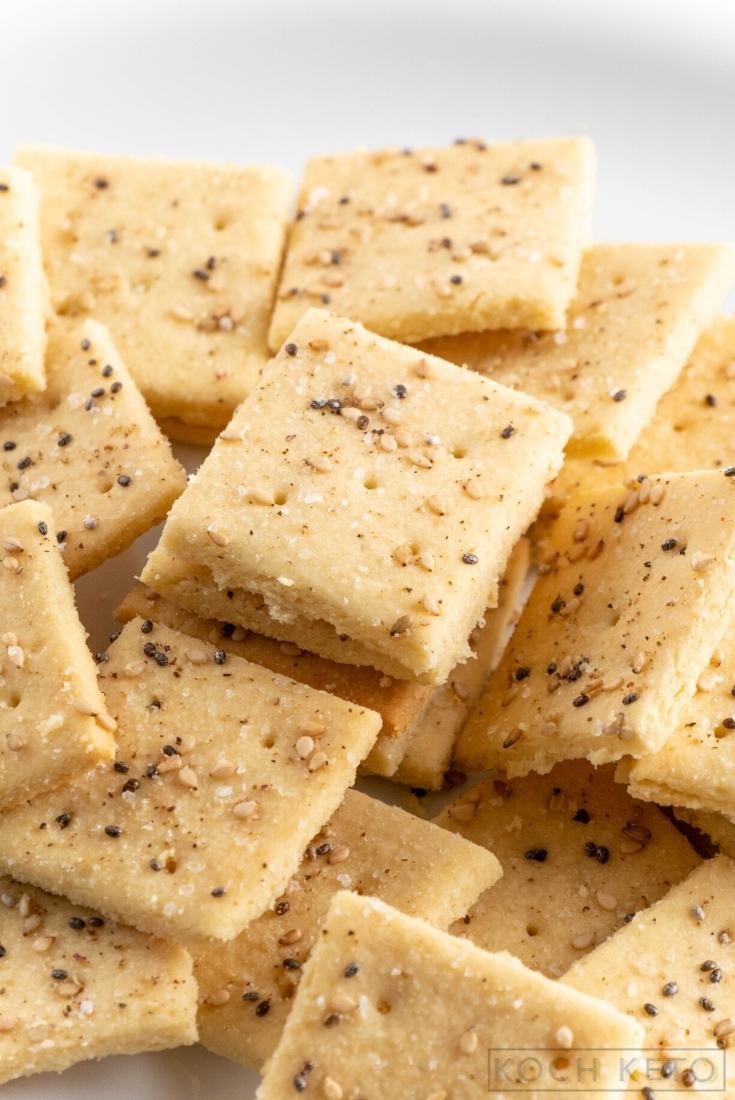 Knusprige Keto & Low Carb Sesam Cracker ohne Mehl und ohne Kohlenhydrate Image #1