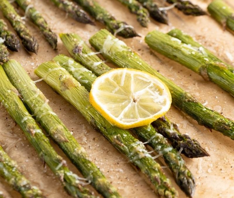 Keto Ofen-Spargel