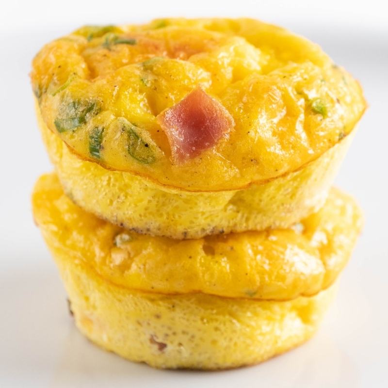 Super einfache Keto Schinken-Käse Eier-Muffins zum ketogenen Frühstück ohne Kohlenhydrate Mobile Featured Image