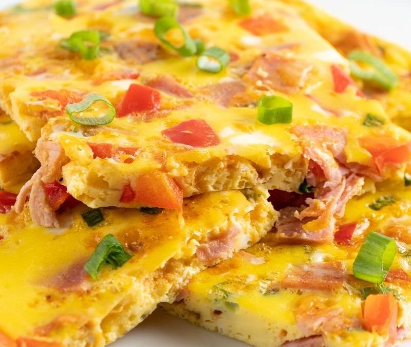 Keto Paprika-Schinken-Frittata vom Blech