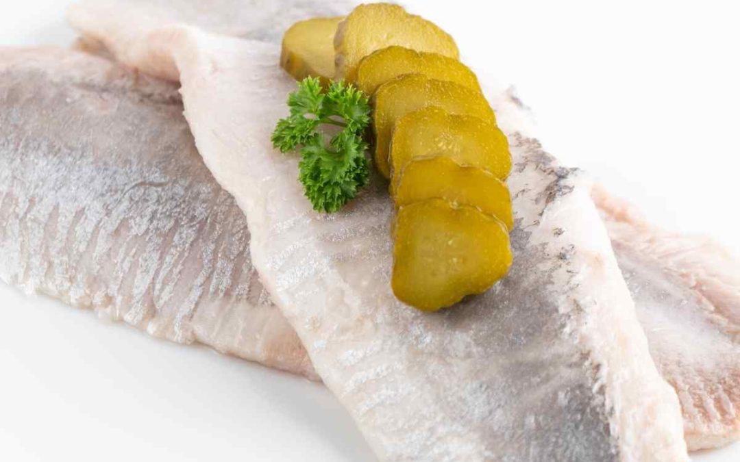 Matjesfilets mit Gürkchen