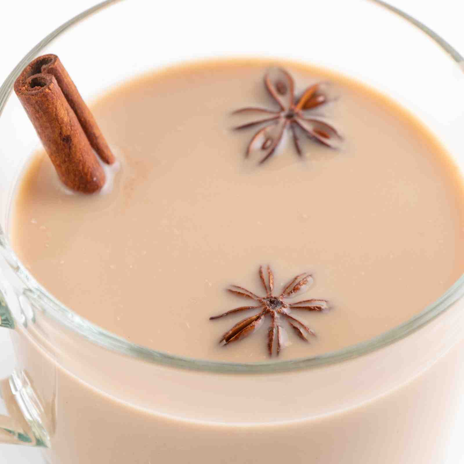 Leckere Chai Latte ohne Zucker und ohne Kohlenhydrate selber machen als ideales Low Carb oder ketogenes Getränk Mobile Featured Image