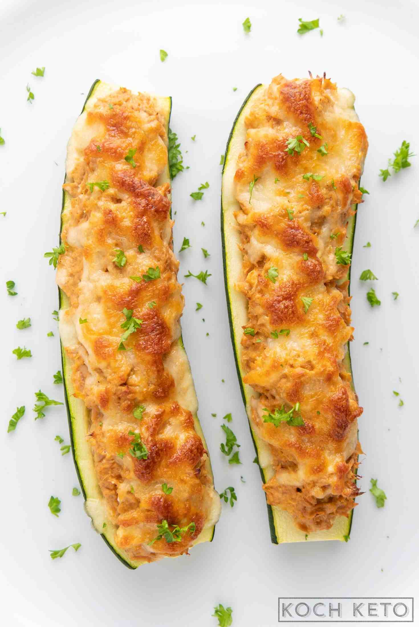 Gefüllte Low Carb Zucchini mit Thunfisch zum lecckeren Abendessen ohne Kohlenhydrate Image #1